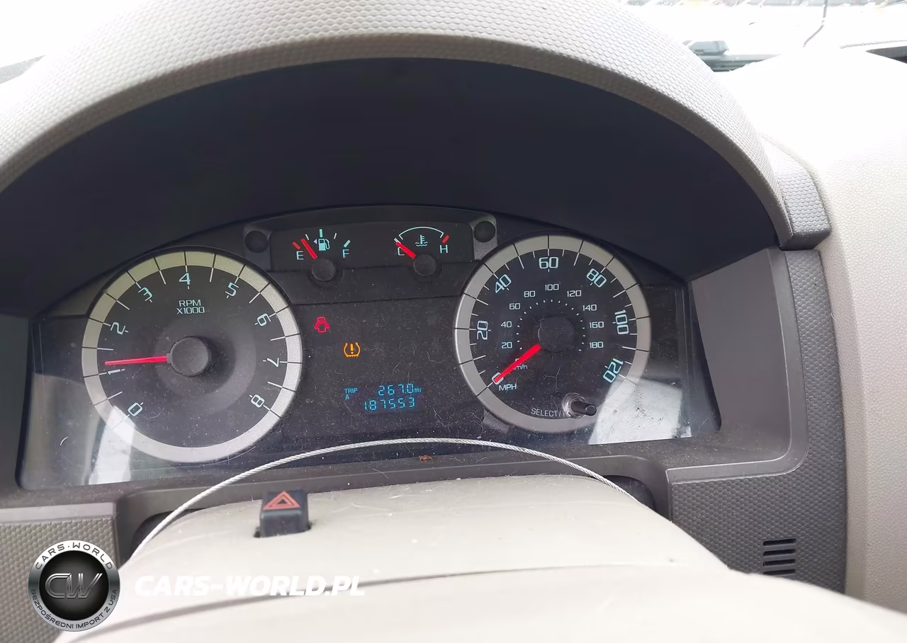 2010 Ford Escape Xls VIN:1FMCU9C72AKD33557 - 7