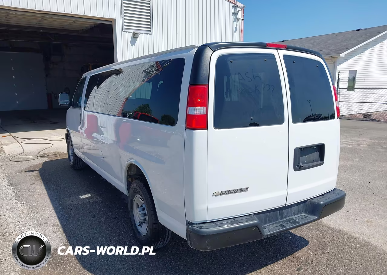 2021 Chevrolet Express Passenger Rwd 3500 Extended Wheelbase Ls VIN:1GAZGNFP9M1153117 - 3