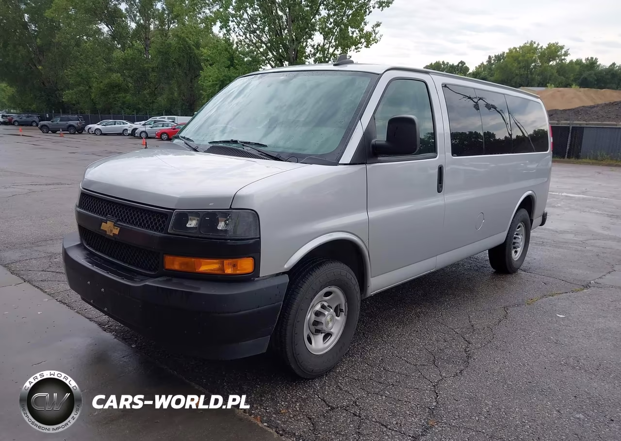 2024 Chevrolet Express Passenger Rwd 2500 Regular Wheelbase Ls VIN:1GAWGEFP7R1158116 - 2