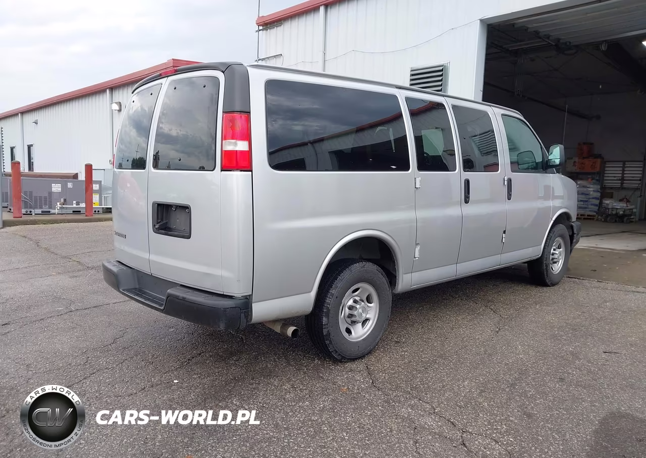 2024 Chevrolet Express Passenger Rwd 2500 Regular Wheelbase Ls VIN:1GAWGEFP7R1158116 - 4