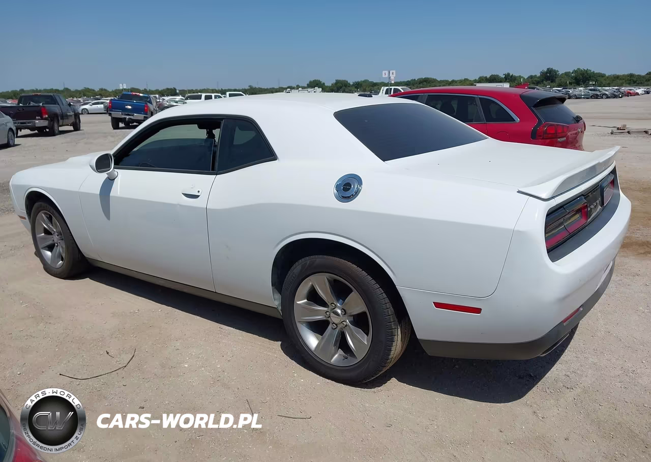 2019 Dodge Challenger Sxt VIN:2C3CDZAG2KH686269 - 3