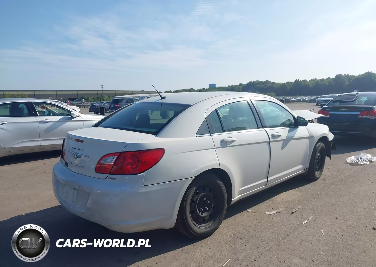 2010 Chrysler Sebring Touring VIN:1C3CC4FB9AN163226 - 4