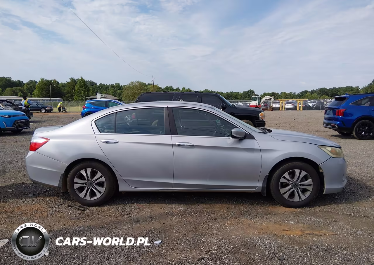 2015 Honda Accord Lx VIN:1HGCR2F32FA109502 - 14