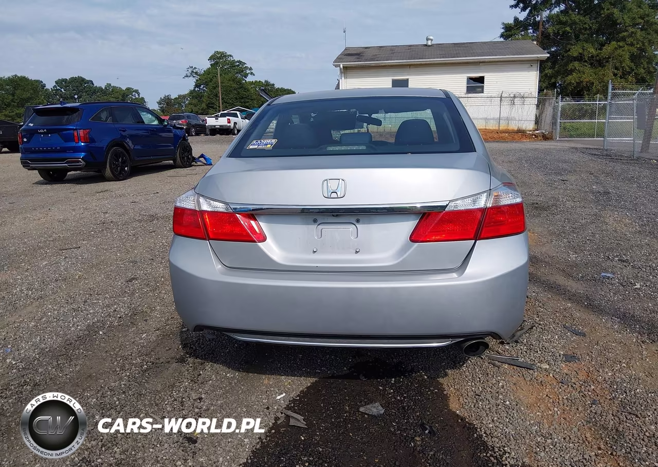 2015 Honda Accord Lx VIN:1HGCR2F32FA109502 - 17
