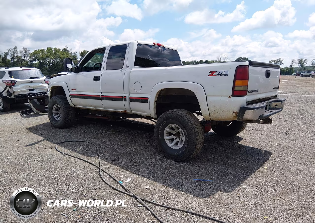 2000 Chevrolet Silverado 1500 Ls VIN:2GCEK19T2Y1285321 - 3