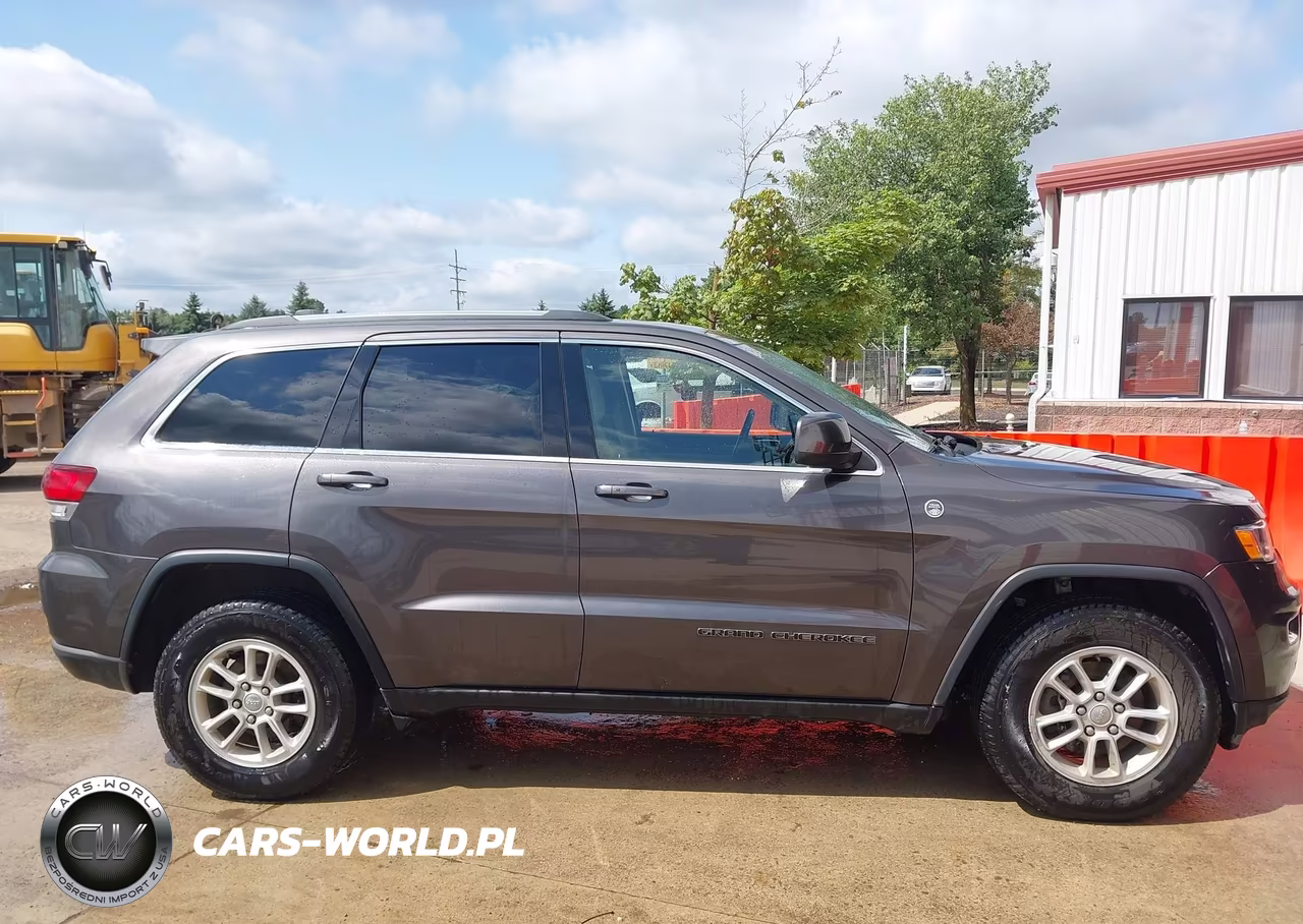 2020 Jeep Grand Cherokee Laredo E 4X4 VIN:1C4RJFAG4LC193985 - 15