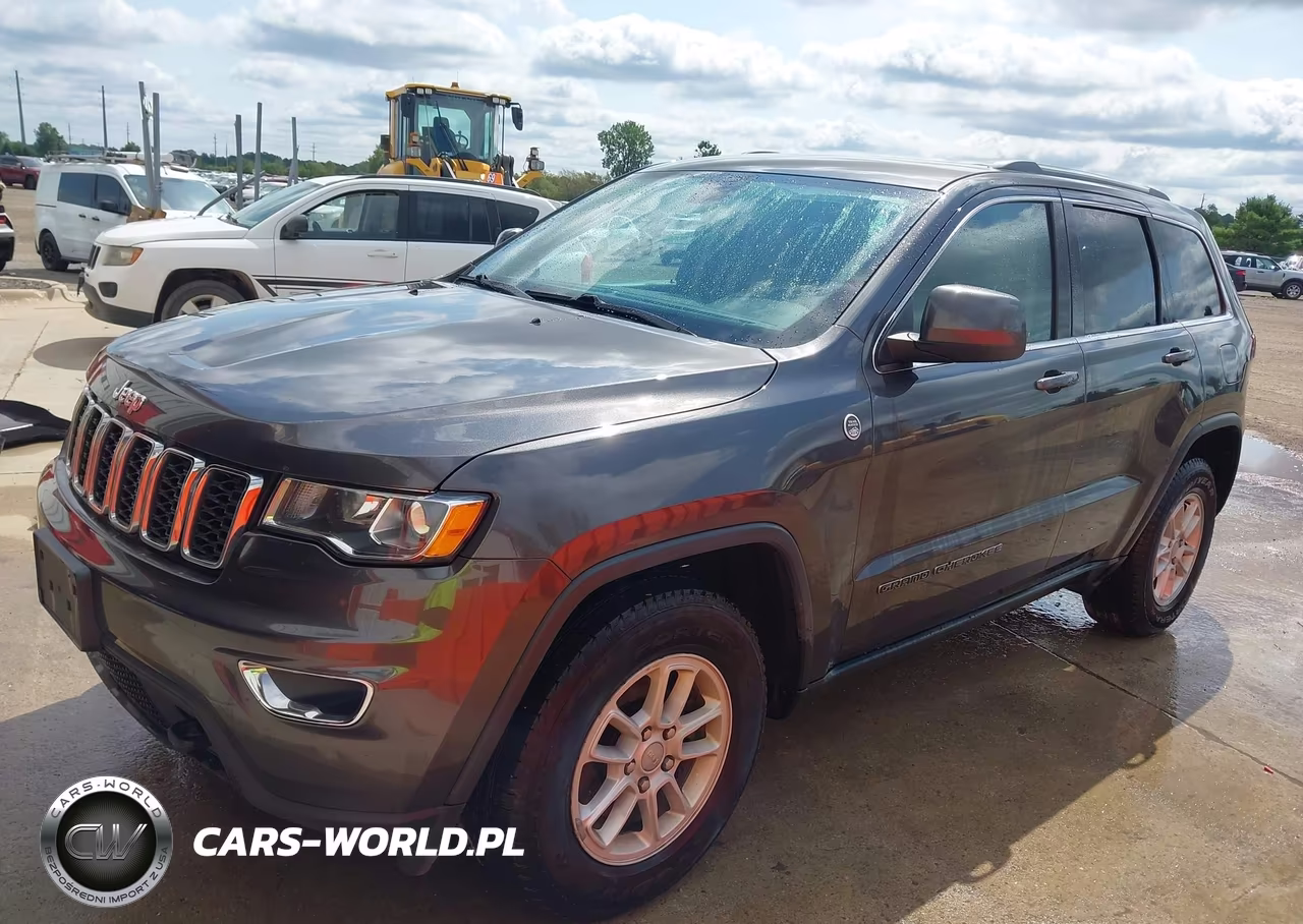 2020 Jeep Grand Cherokee Laredo E 4X4 VIN:1C4RJFAG4LC193985 - 2