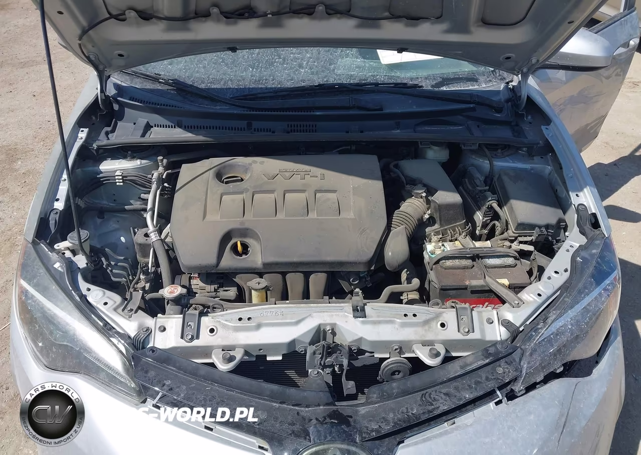 2018 Toyota Corolla Le VIN:2T1BURHEXJC987117 - 10