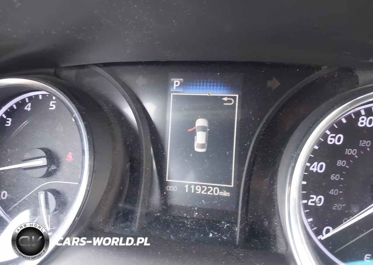 2018 Toyota Camry L VIN:4T1B11HK3JU620137 - 15