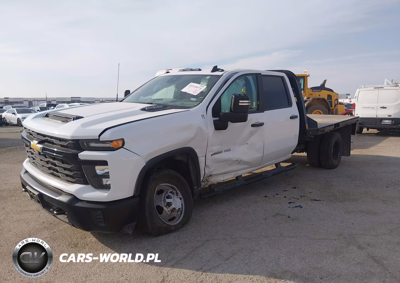2024 Chevrolet Silverado 3500Hd Chassis Work Truck VIN:1GB4WRE74RF381778 - 2