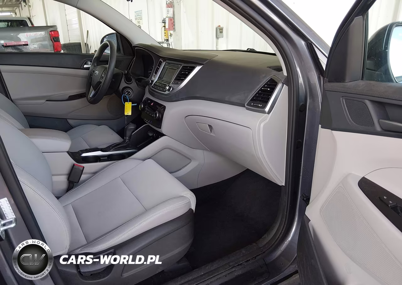 2018 Hyundai Tucson Se VIN:KM8J23A47JU635515 - 5