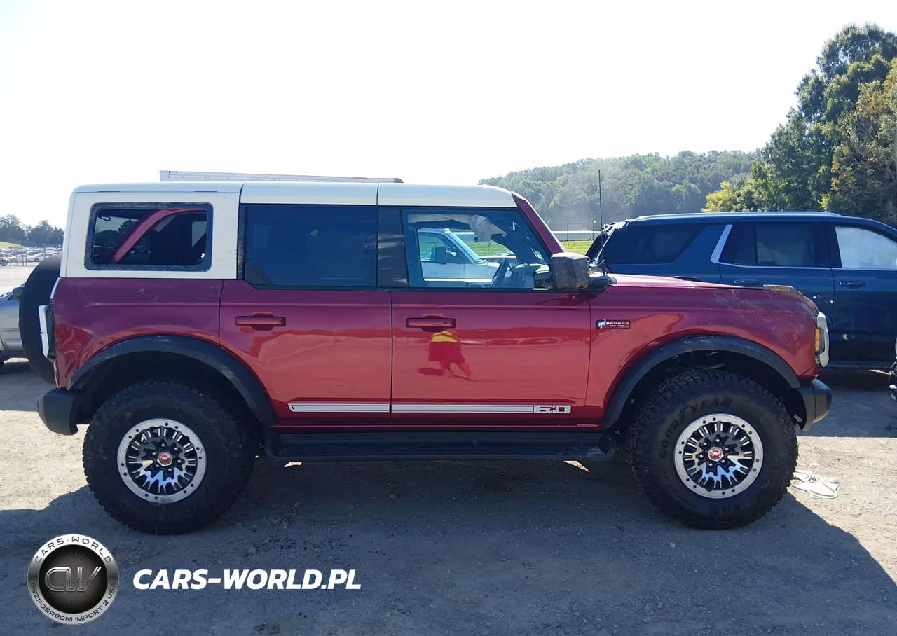 2026 Ford Bronco Outer Banks VIN:1FMEE8BH1TLA98348 - 13