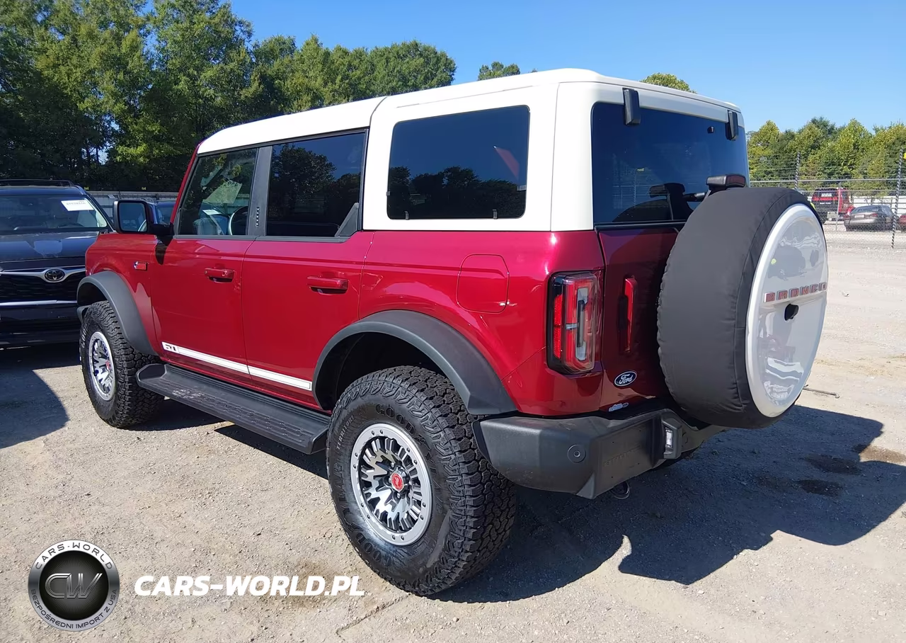 2026 Ford Bronco Outer Banks VIN:1FMEE8BH1TLA98348 - 3