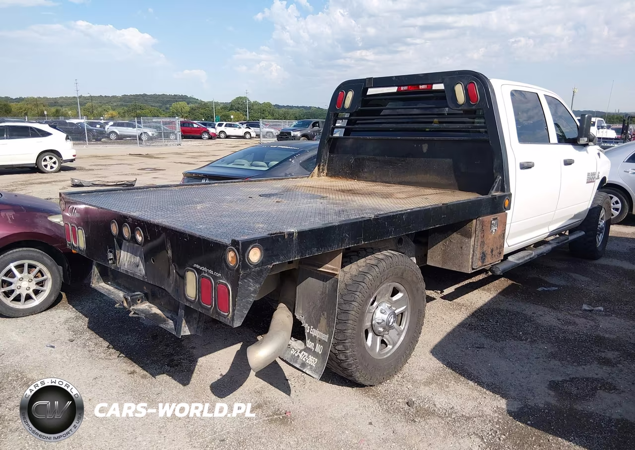 2017 Ram 2500 Tradesman 4X4 8' Box VIN:3C6UR5HL5HG707869 - 4
