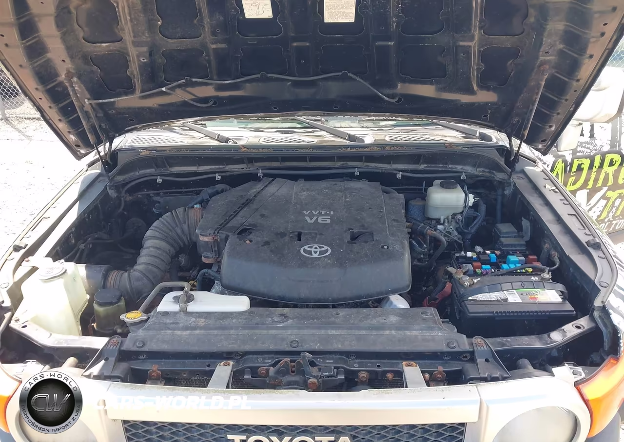 2007 Toyota Fj Cruiser VIN:JTEBU11F170057688 - 10