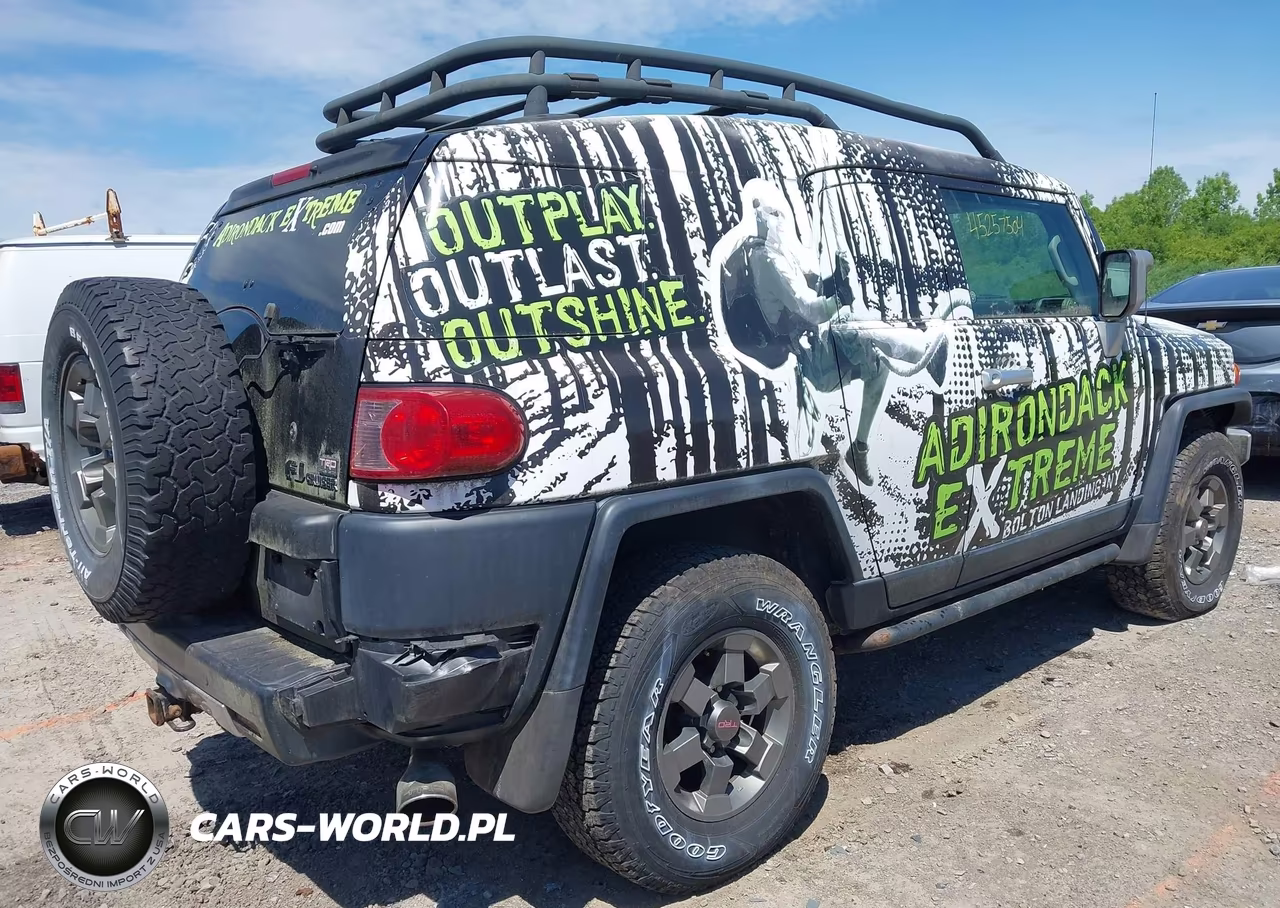 2007 Toyota Fj Cruiser VIN:JTEBU11F170057688 - 4