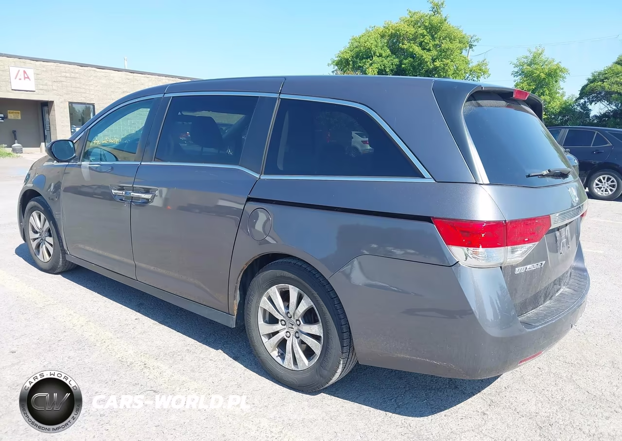 2017 Honda Odyssey Se VIN:5FNRL5H39HB019203 - 3