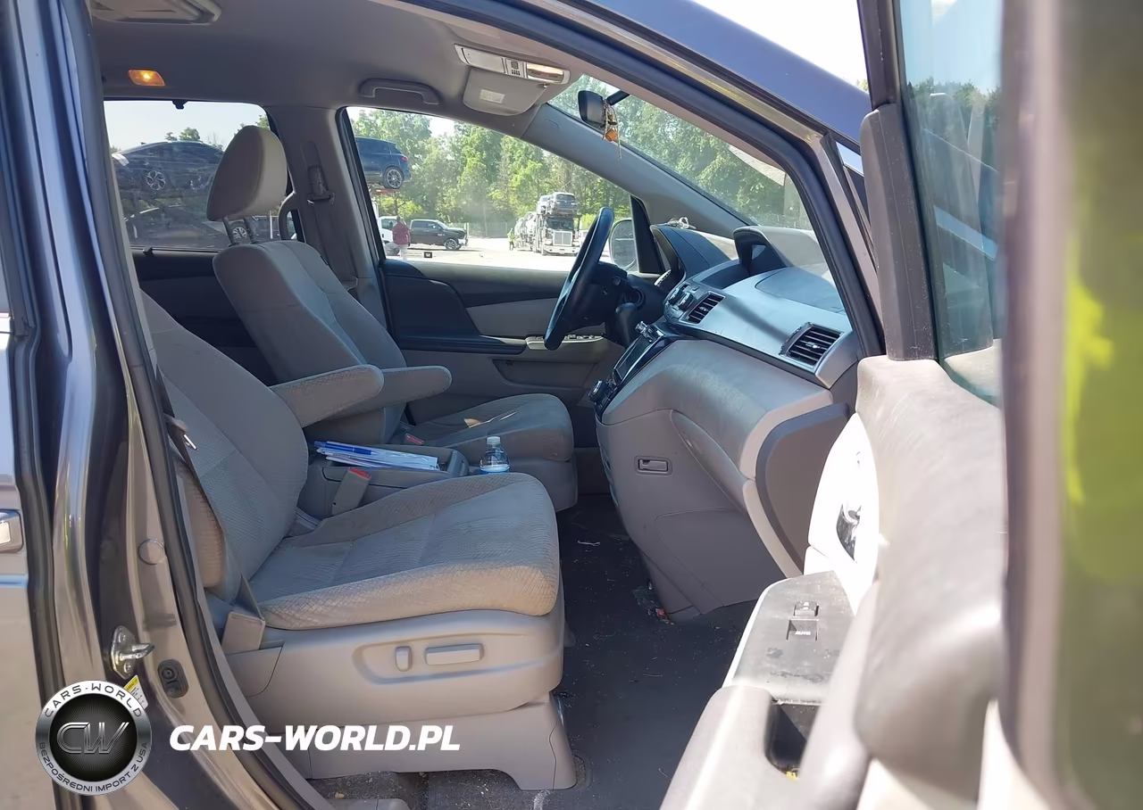 2017 Honda Odyssey Se VIN:5FNRL5H39HB019203 - 5