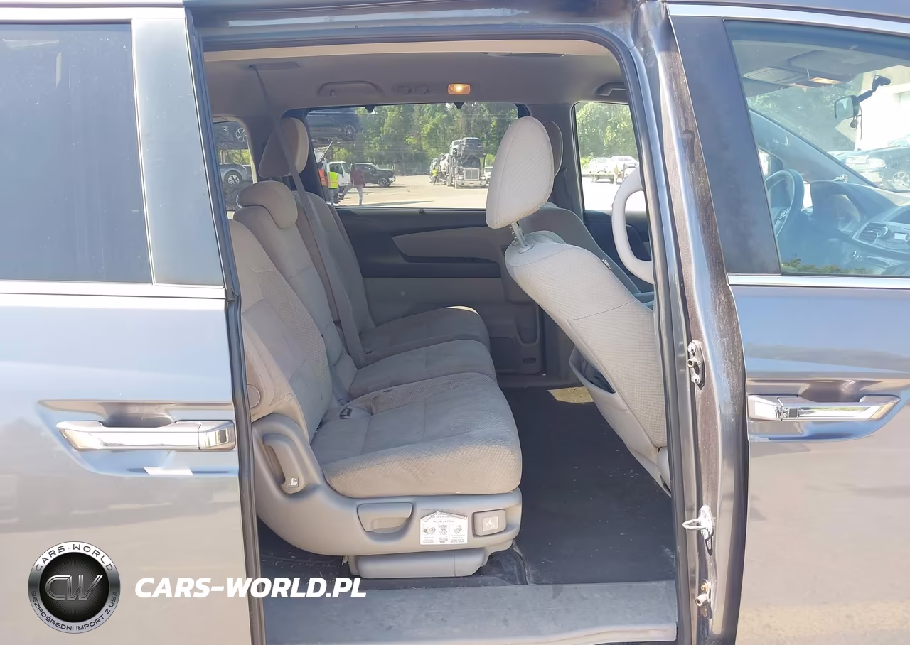 2017 Honda Odyssey Se VIN:5FNRL5H39HB019203 - 8