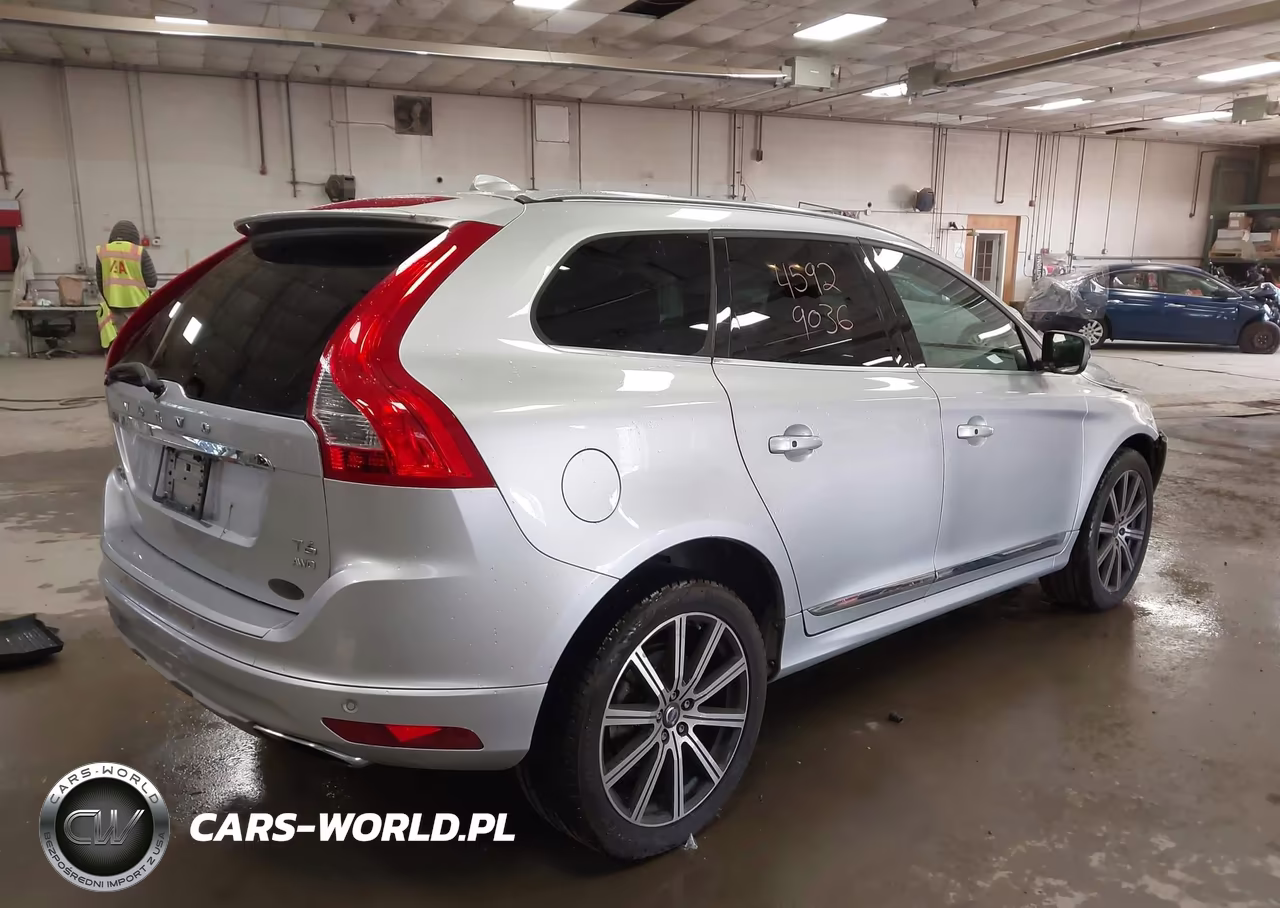 2017 Volvo Xc60 T6 Inscription VIN:YV449MRU6H2142211 - 4