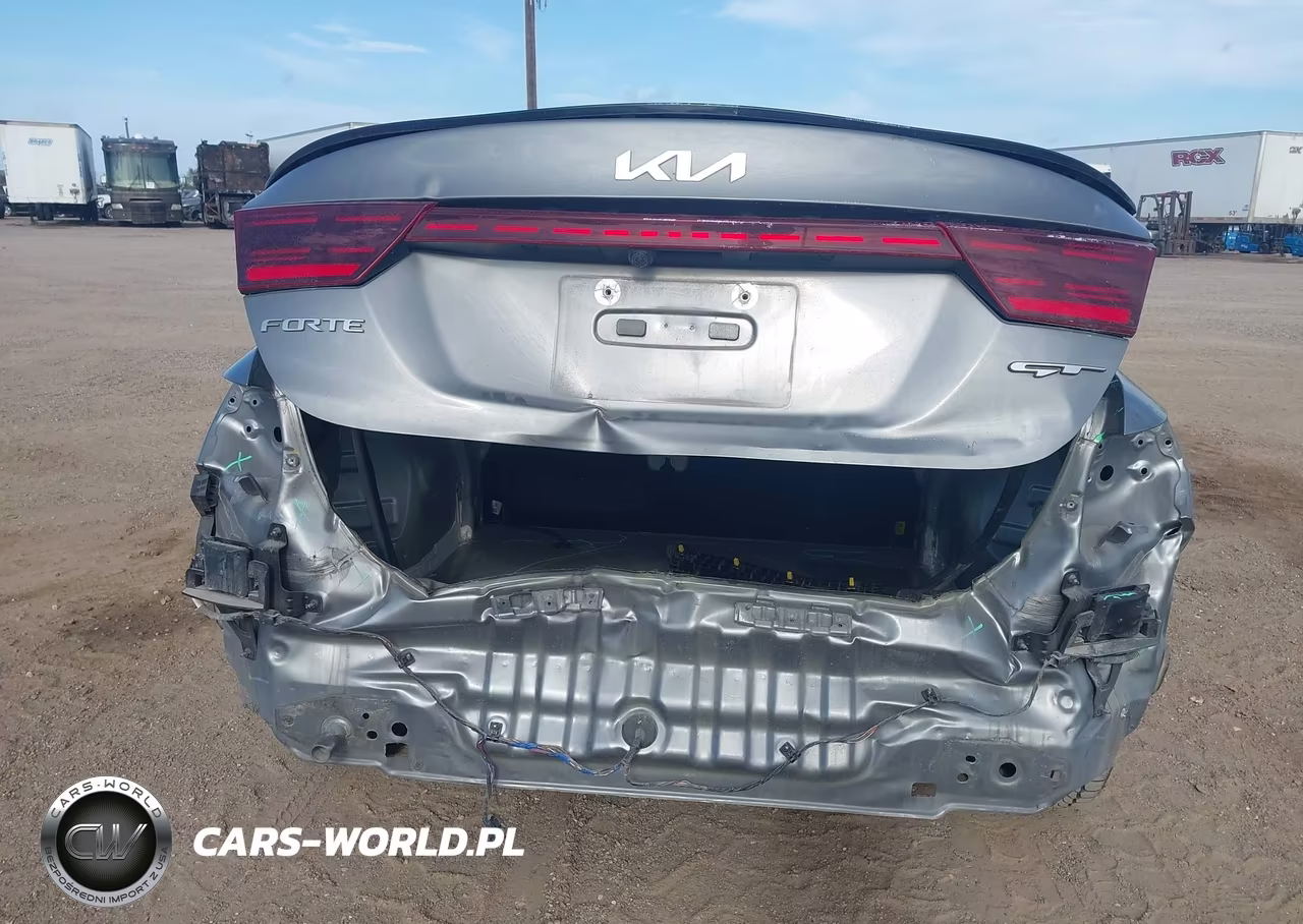 2023 Kia Forte Gt VIN:3KPF44AC3PE513646 - 17