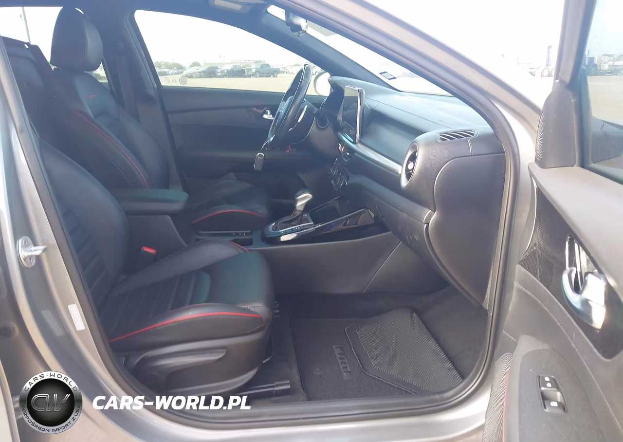 2023 Kia Forte Gt VIN:3KPF44AC3PE513646 - 5