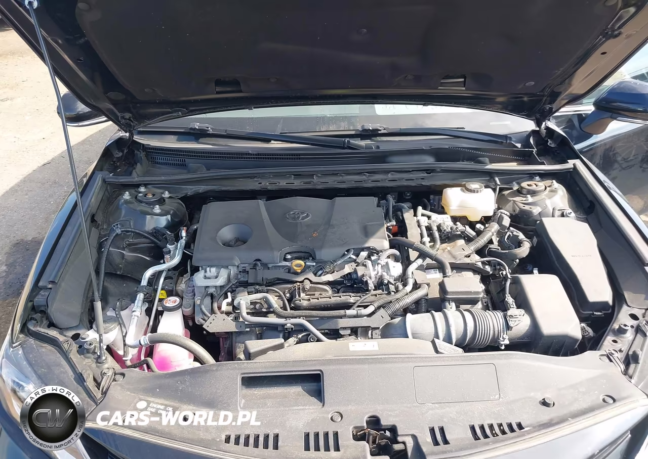 2024 Toyota Camry Hybrid Le VIN:4T1C31AK3RU626394 - 10