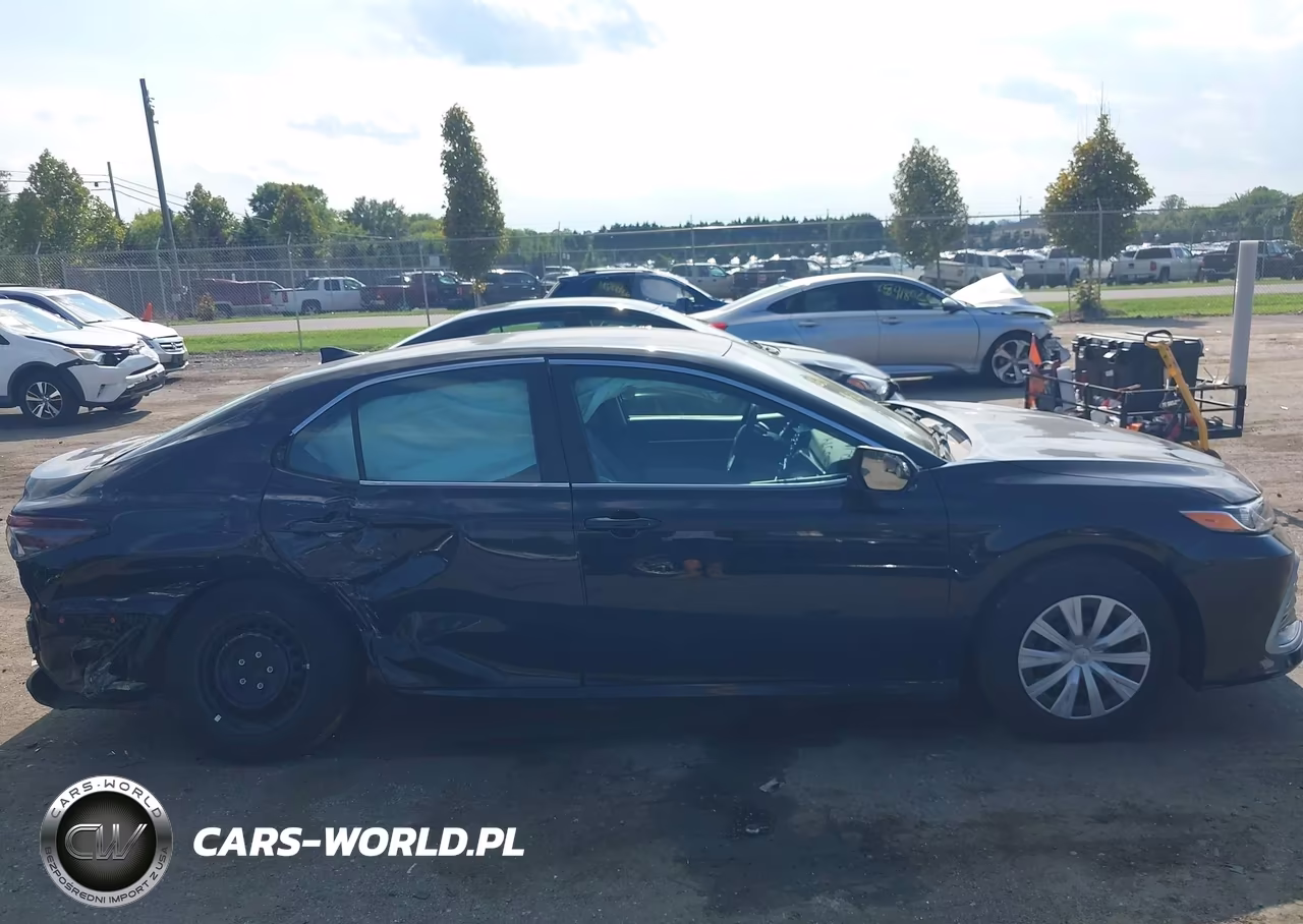 2024 Toyota Camry Hybrid Le VIN:4T1C31AK3RU626394 - 14