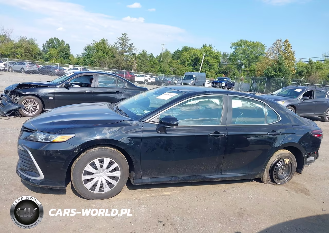 2024 Toyota Camry Hybrid Le VIN:4T1C31AK3RU626394 - 15