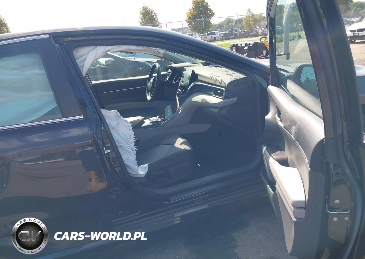2024 Toyota Camry Hybrid Le VIN:4T1C31AK3RU626394 - 5