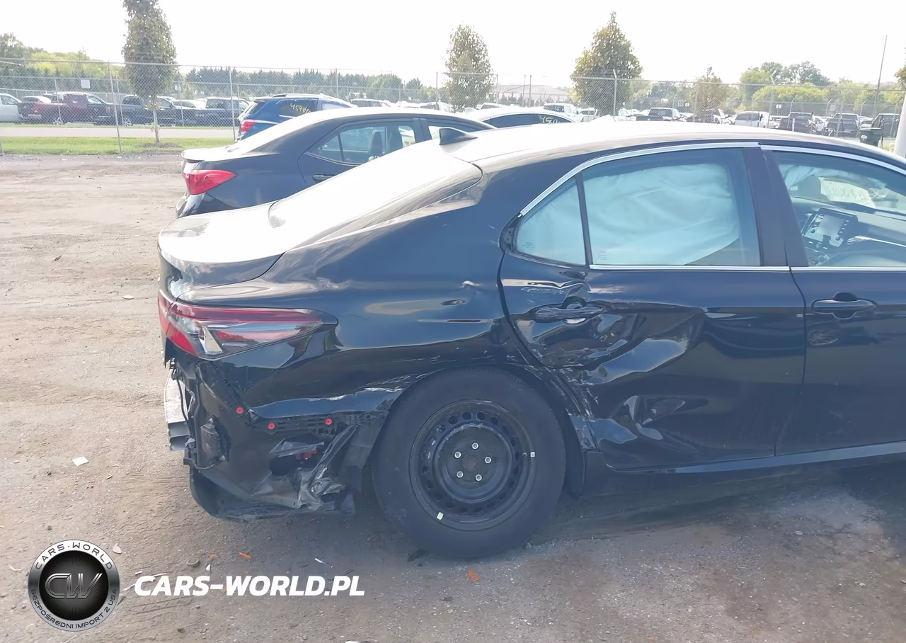 2024 Toyota Camry Hybrid Le VIN:4T1C31AK3RU626394 - 6