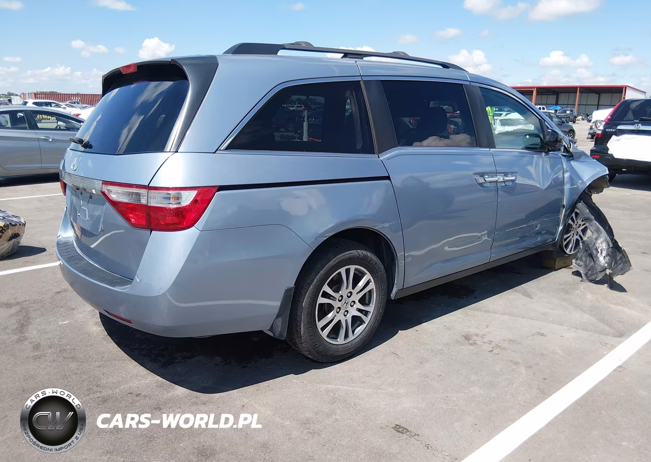 2013 Honda Odyssey Ex-L VIN:5FNRL5H69DB002647 - 4