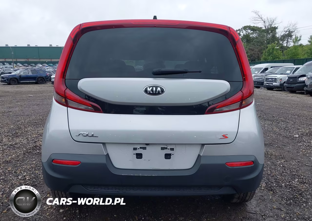 2021 Kia Soul S VIN:KNDJ23AU8M7749112 - 16