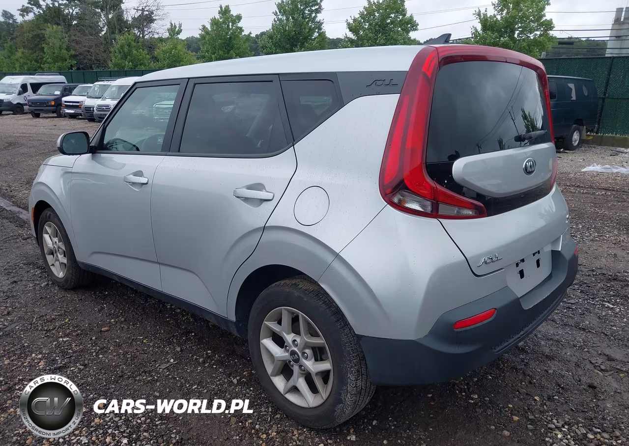 2021 Kia Soul S VIN:KNDJ23AU8M7749112 - 3