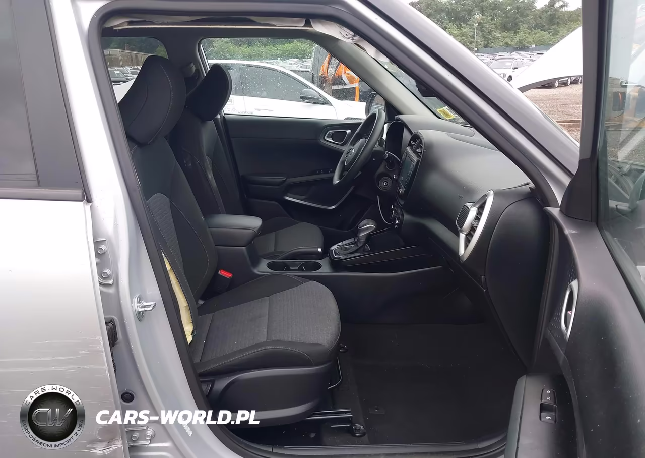 2021 Kia Soul S VIN:KNDJ23AU8M7749112 - 5