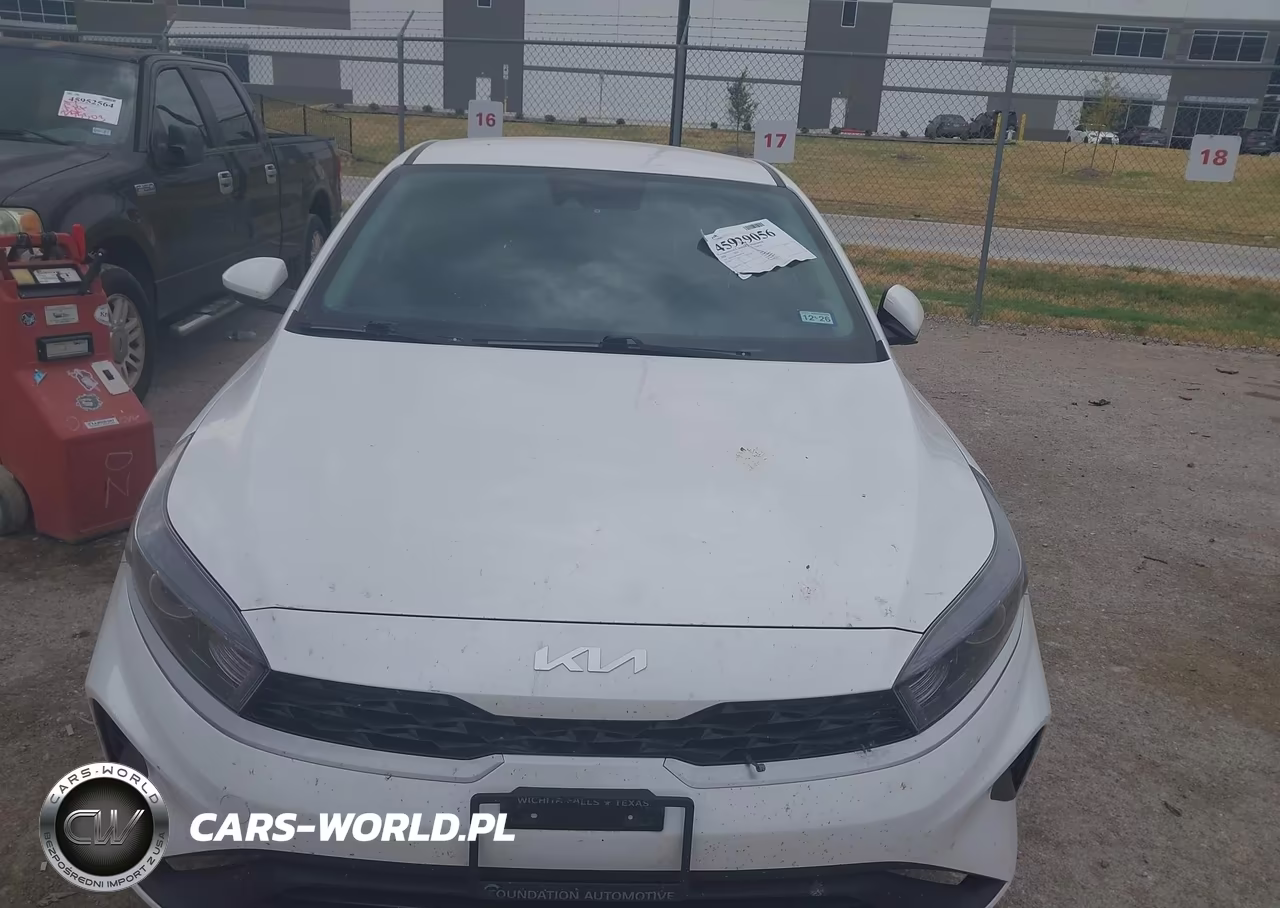 2024 Kia Forte Lxs VIN:3KPF24AD7RE695529 - 6