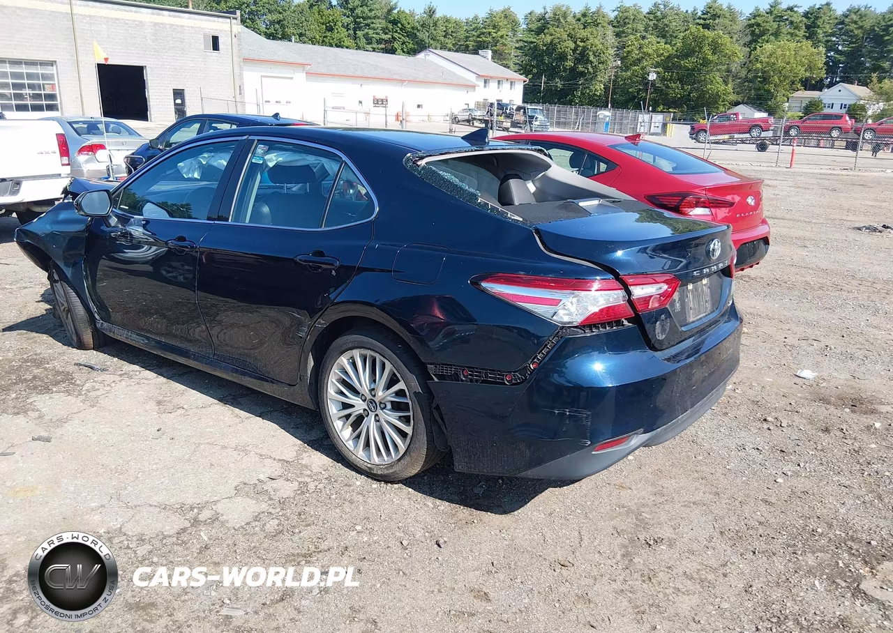2019 Toyota Camry Xle VIN:4T1B11HK1KU794077 - 3