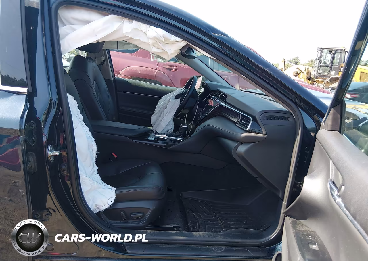 2019 Toyota Camry Xle VIN:4T1B11HK1KU794077 - 5