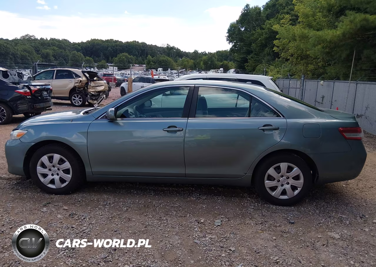 2011 Toyota Camry Le VIN:4T4BF3EKXBR157499 - 15
