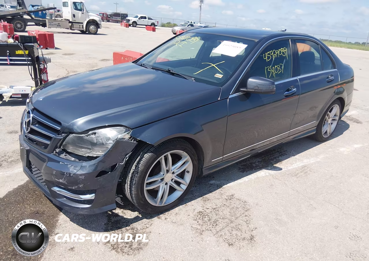 2014 Mercedes-Benz C 250 Sport VIN:WDDGF4HB0EA940641 - 2