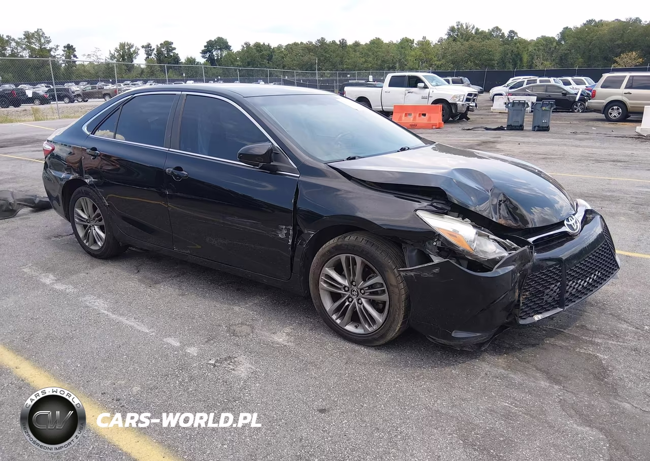 2016 Toyota Camry Se – zdjęcie 1 z 17