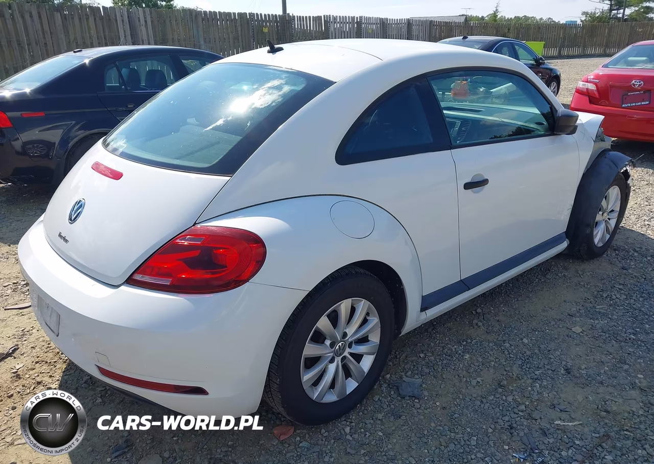 2017 Volkswagen Beetle #Pinkbeetle-1.8T Classic-1.8T S VIN:3VWF17AT1HM628194 - 4