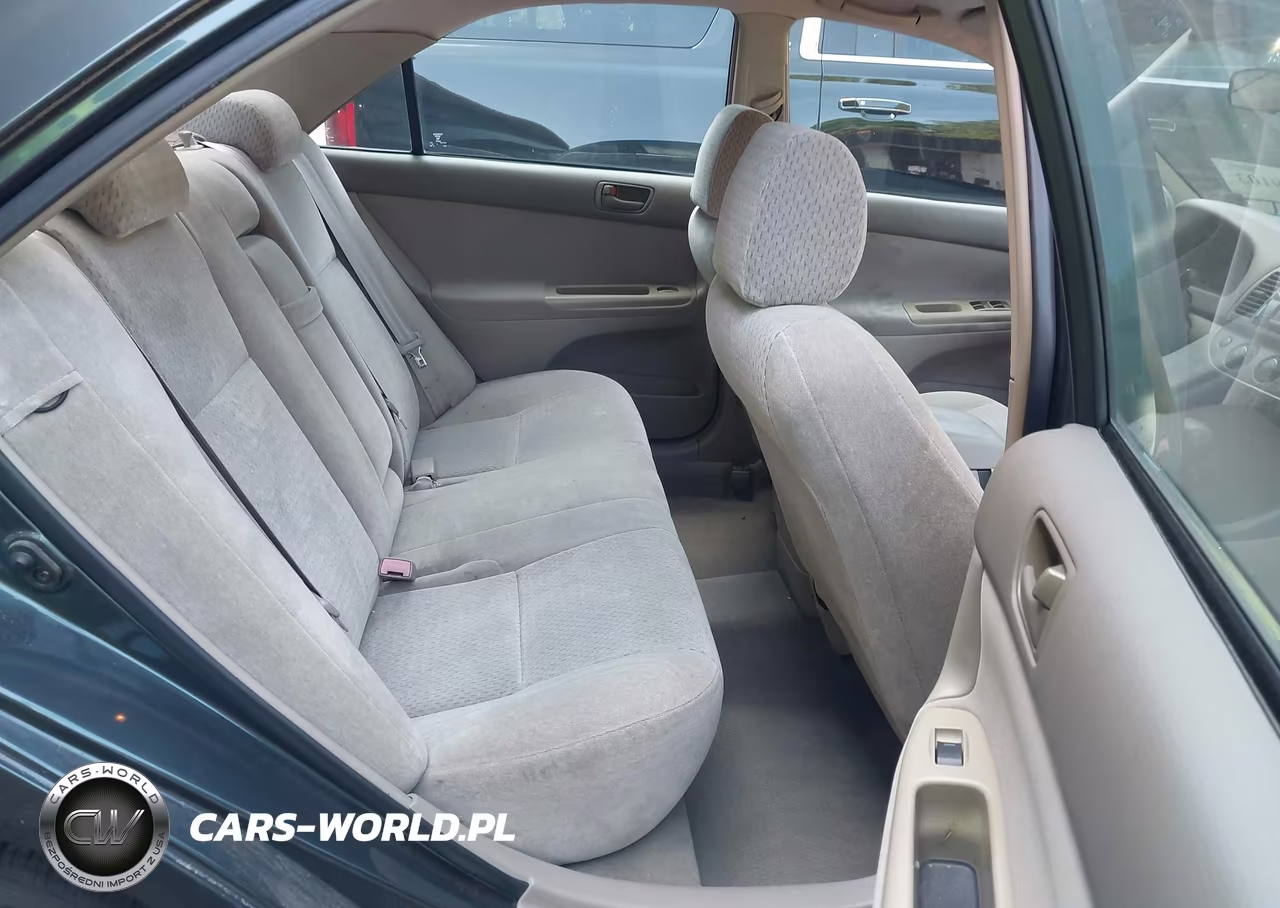 2003 Toyota Camry Le VIN:4T1BE32K83U656384 - 8