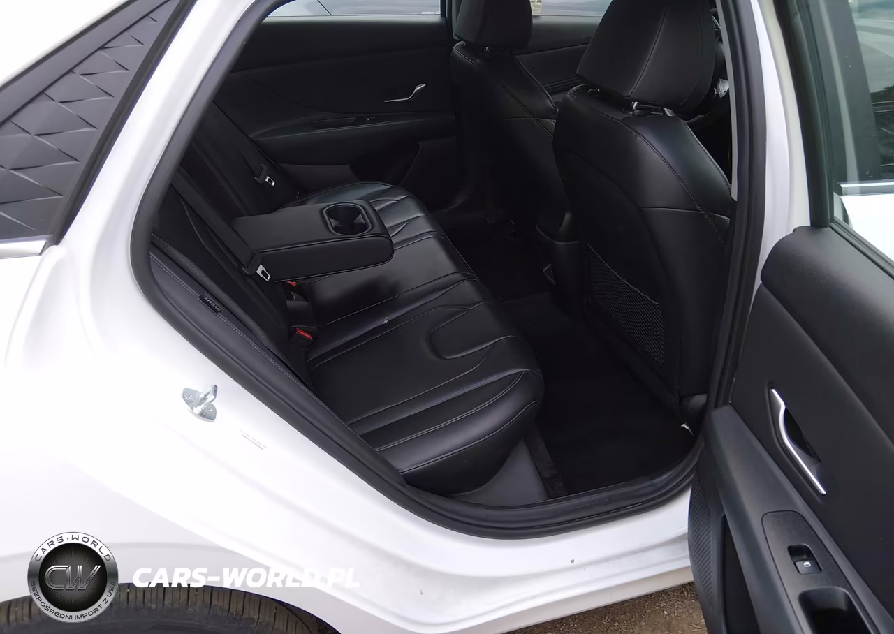 2025 Hyundai Elantra Limited VIN:KMHLP4DG4SU909230 - 8
