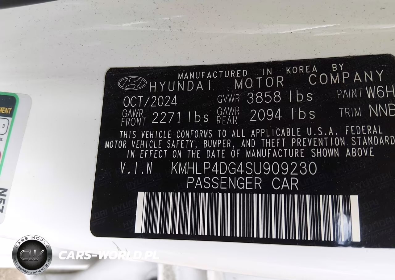 2025 Hyundai Elantra Limited VIN:KMHLP4DG4SU909230 - 9