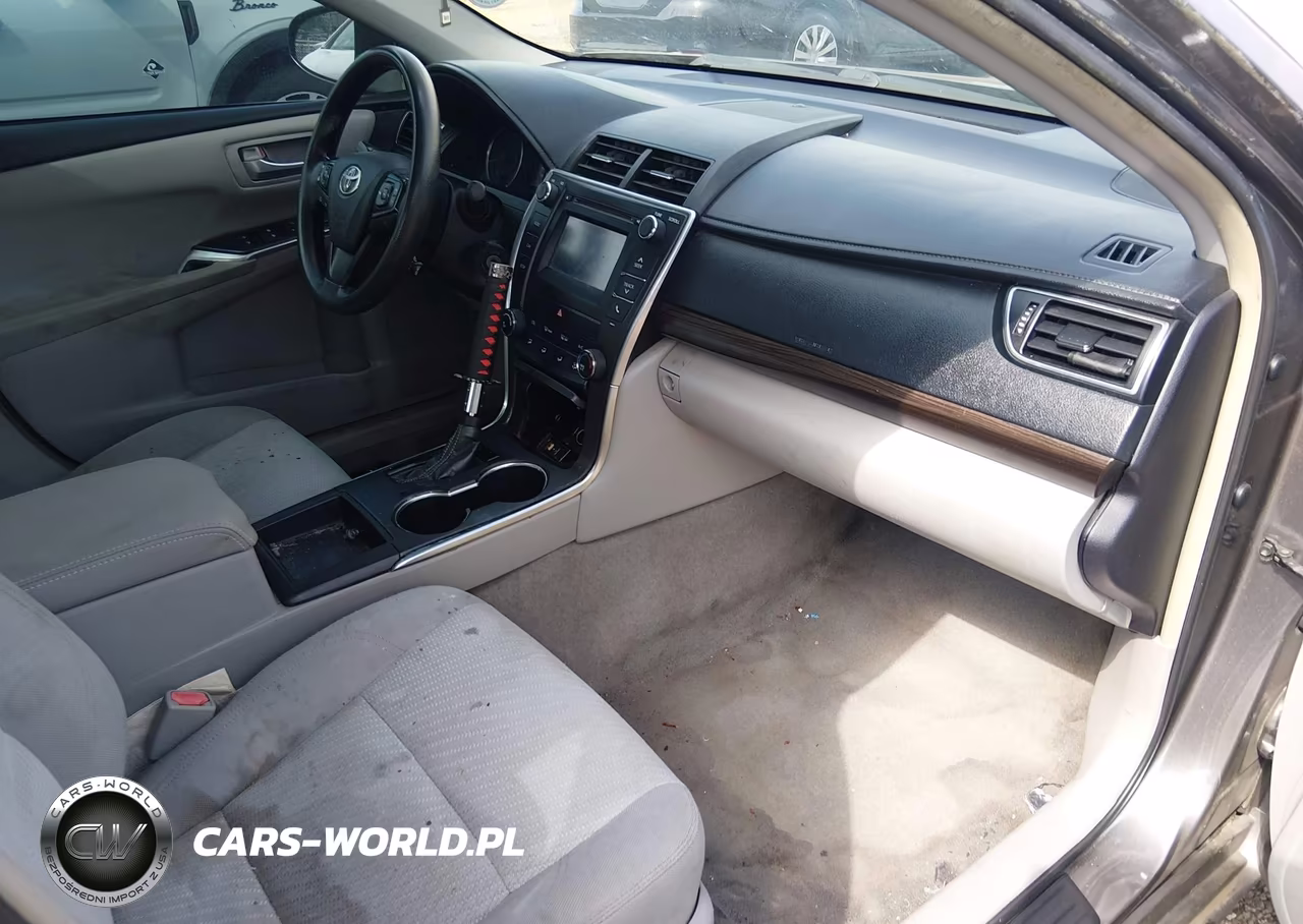 2016 Toyota Camry Le VIN:4T1BF1FK1GU209848 - 5