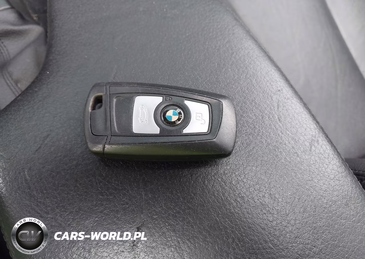 2015 BMW 328I xDrive VIN:WBA3B3G50FNR89176 - 11