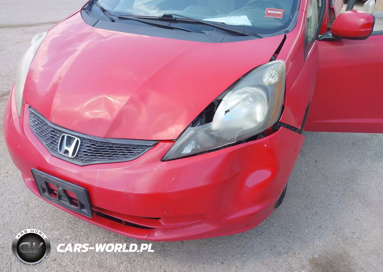 2013 Honda Fit VIN:JHMGE8H32DC011839 - 6