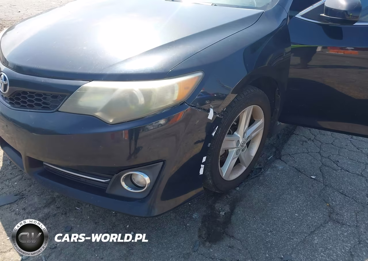 2014 Toyota Camry Se VIN:4T1BF1FK6EU744199 - 6