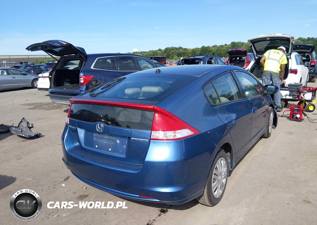 2010 Honda Insight Lx VIN:JHMZE2H55AS013710 - 4